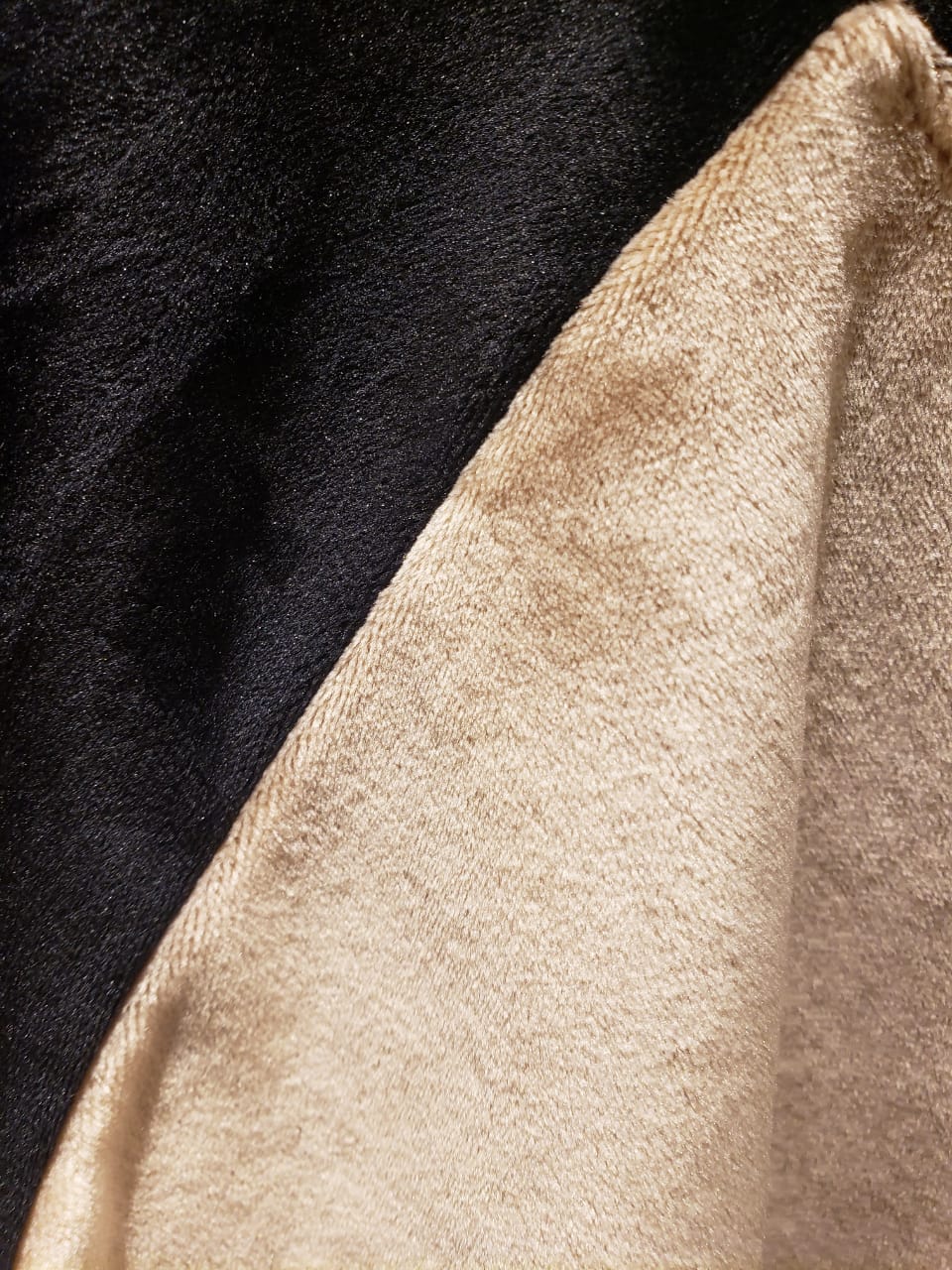 NEGRO C/BEIGE